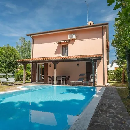 Villa Mare 2 *