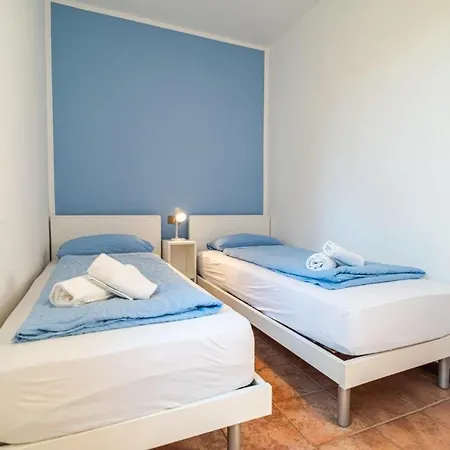Villa Mare 2 *